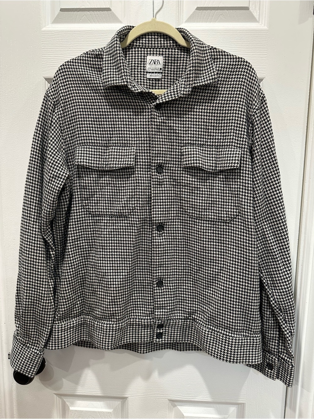 ZARA Black & White Houndstooth Shirt Jacket